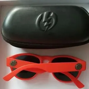 Trouble Andrew Mags Electric Sunglass Made in Italy W Case Amazon.com: Electric Visual - Bolsa Brick/Grey Polarized  main image 4